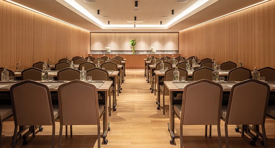 944x510_anantara_plaza_nice_meeting_room_salle_de_reunion_0802