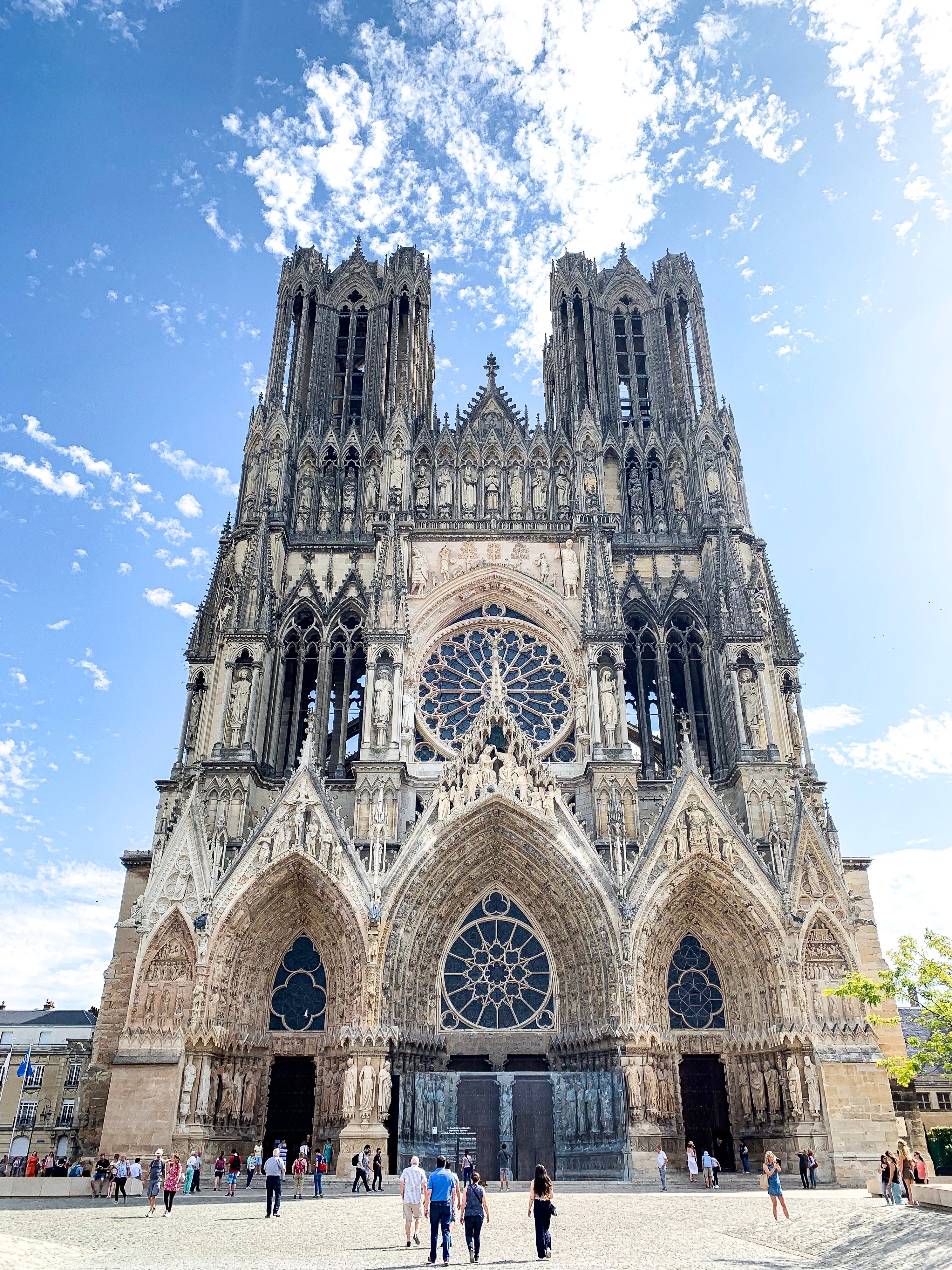 cathedral-in-reims-france-2022-11-11-10-40-51-utc