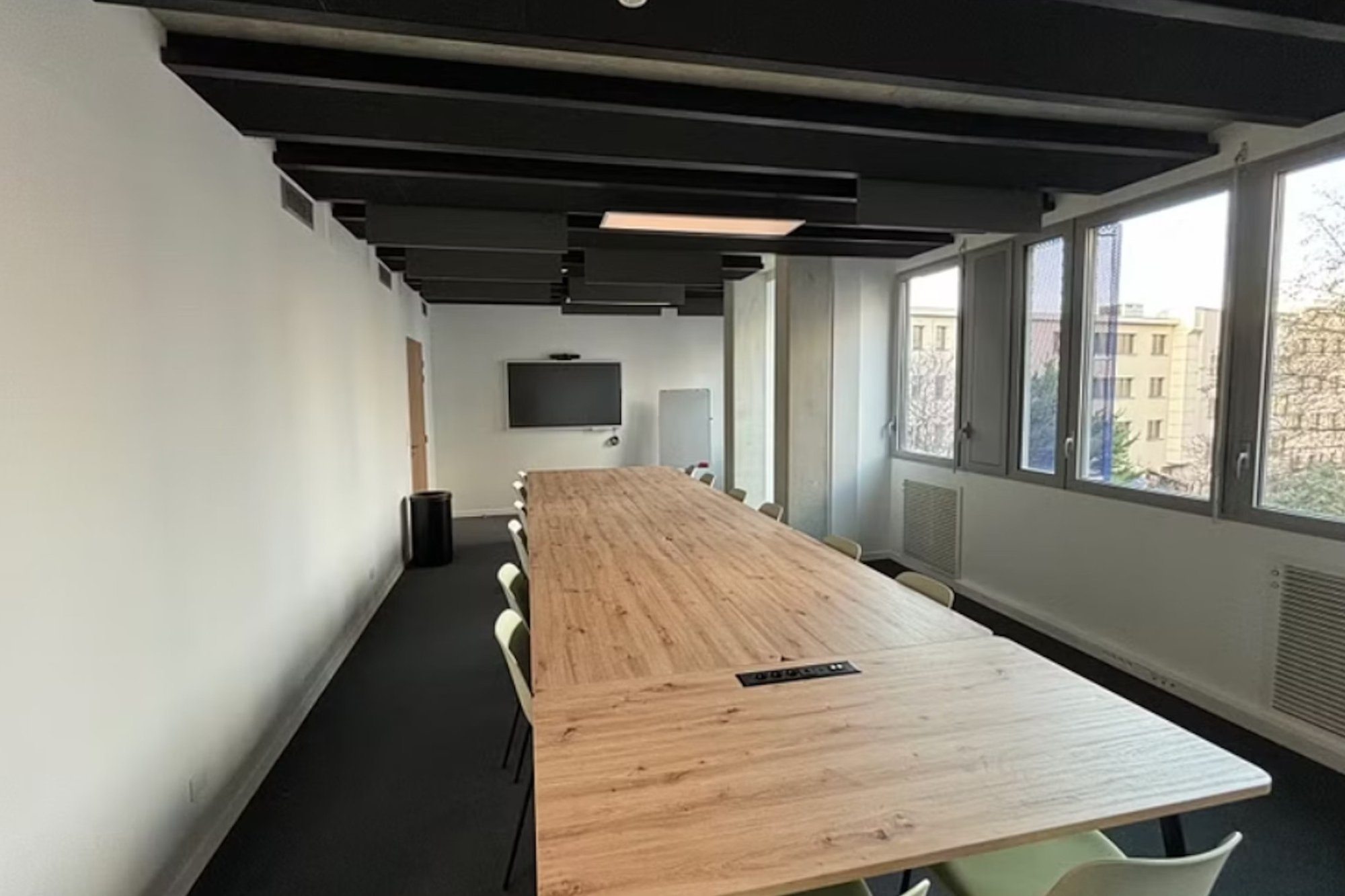 location-salle-reunion-reims-pas-cher-office-station